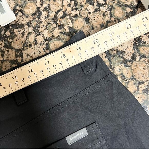Eddie Bauer Convertible Tech Pant Mens Size 40x30 Hiking Black Stretch Nylon - Picture 2 of 5